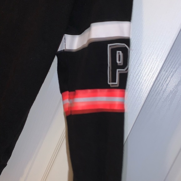 VS PINK hoodie - Picture 4 of 7